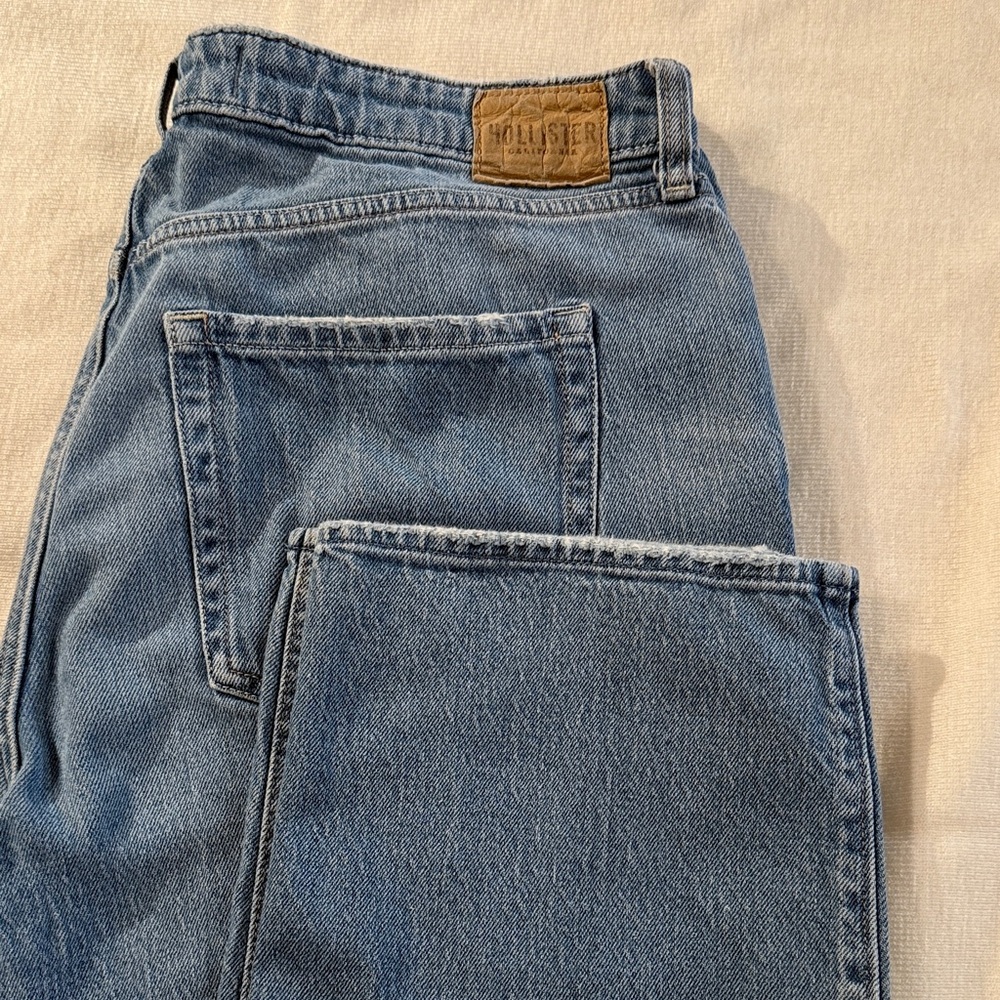 Hollister Women's High Rise Jeans - Light Blue